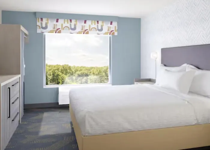 Hotel Home2 By Hilton South