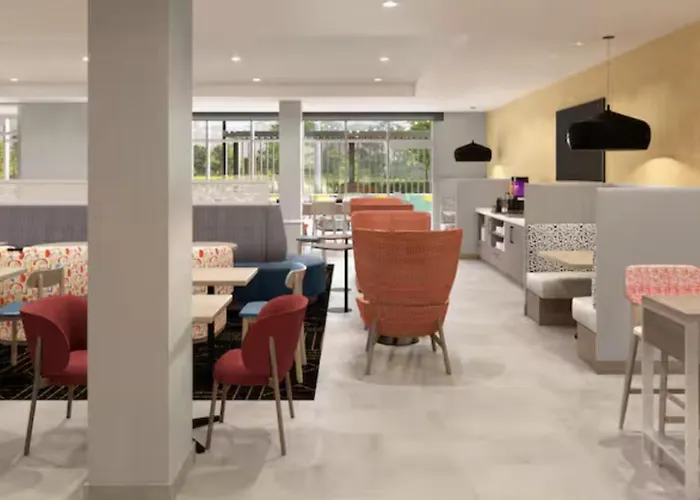 Home2 By Hilton South