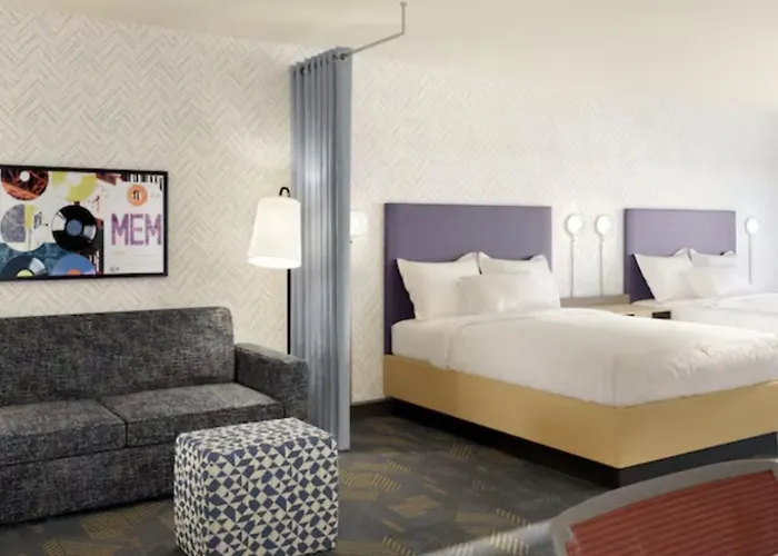 Hotel Home2 By Hilton South